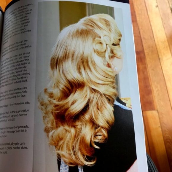 Vintage Hairstyling Book By Lauren Rennell's - Picture 9 of 14